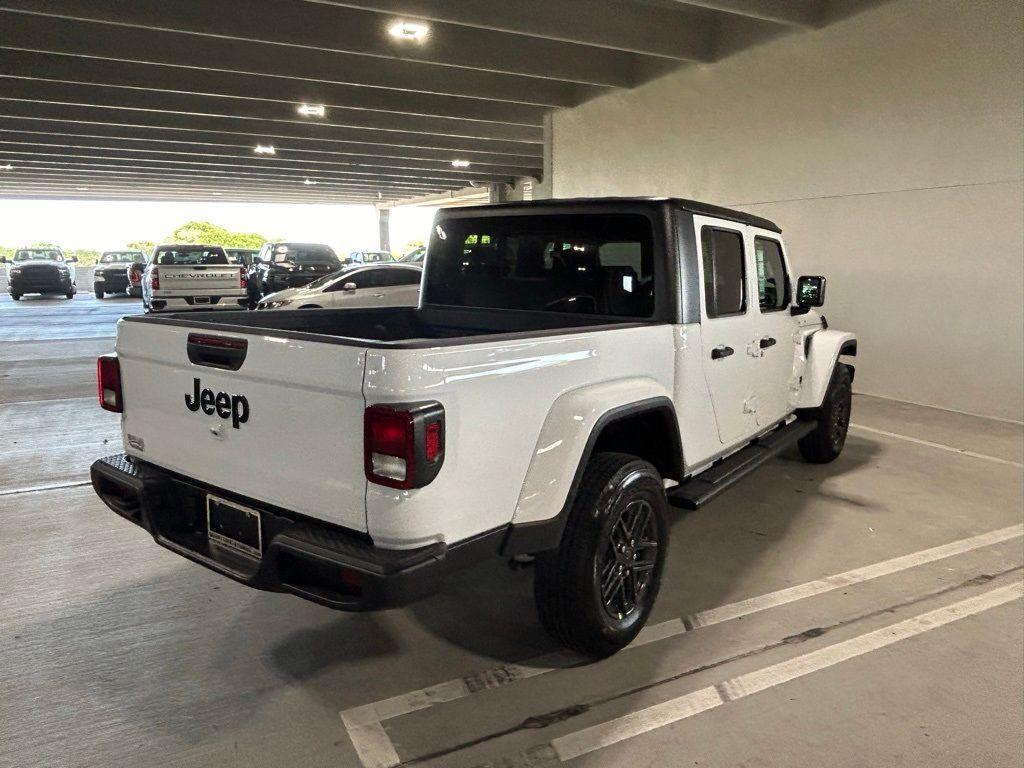 used 2024 Jeep Gladiator car, priced at $40,416