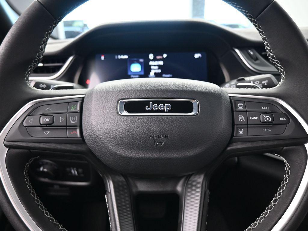 new 2024 Jeep Grand Cherokee car, priced at $40,645