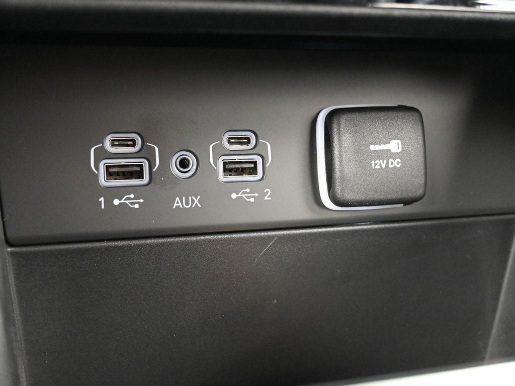new 2024 Jeep Grand Cherokee car, priced at $40,645