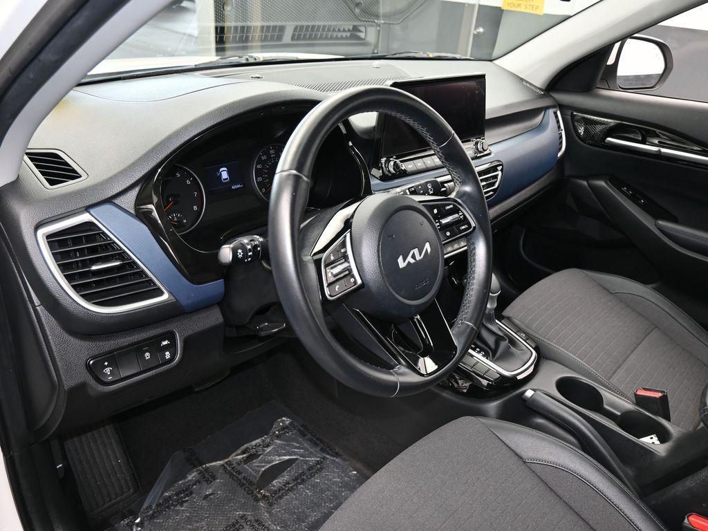 used 2023 Kia Seltos car, priced at $17,323