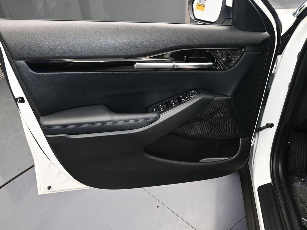 used 2023 Kia Seltos car, priced at $17,323