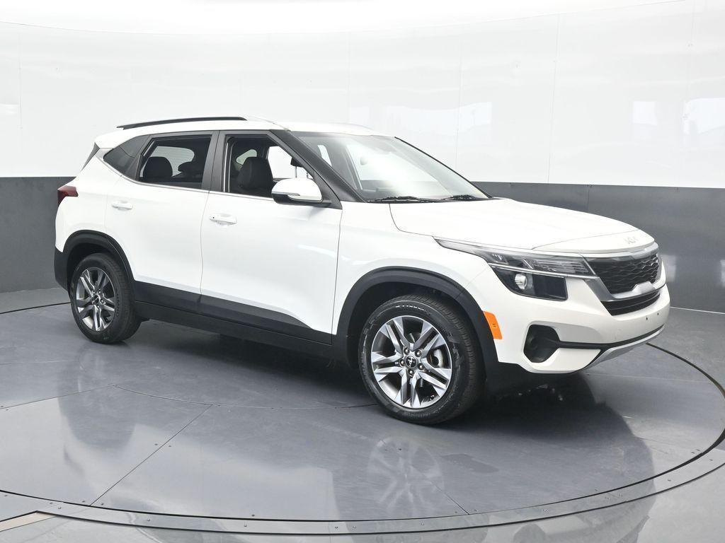 used 2023 Kia Seltos car, priced at $17,323