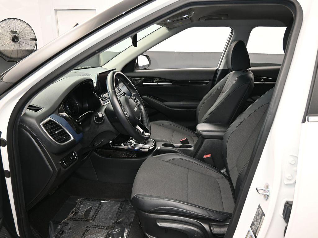 used 2023 Kia Seltos car, priced at $17,323