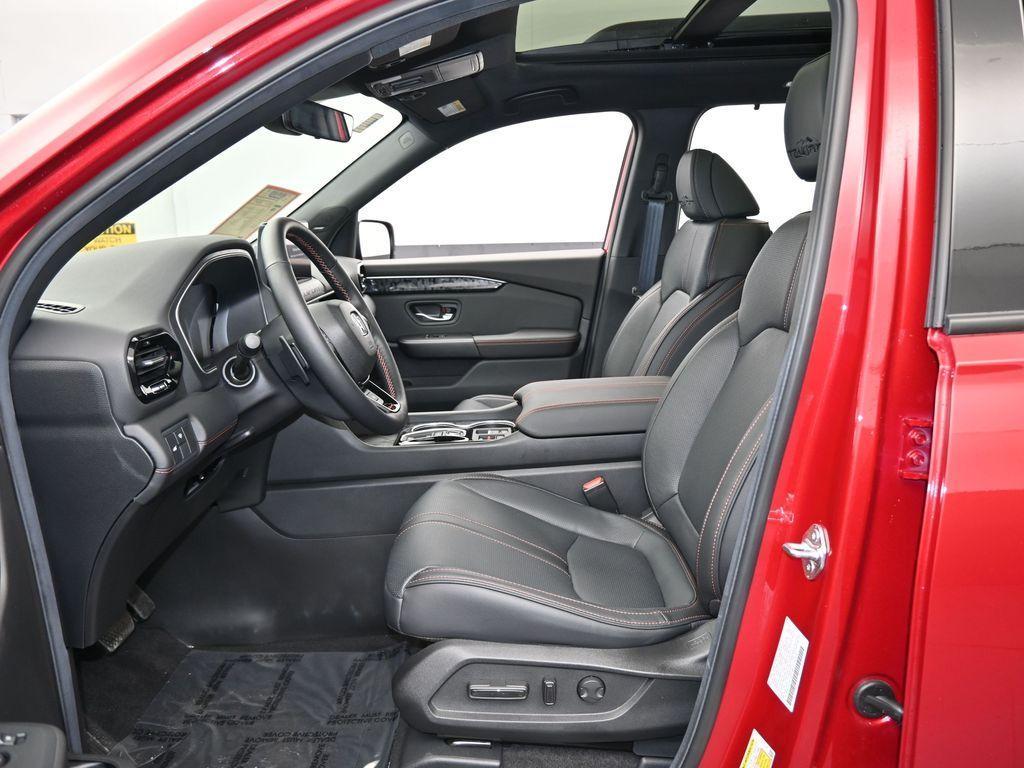 used 2026 Honda Passport car, priced at $47,777