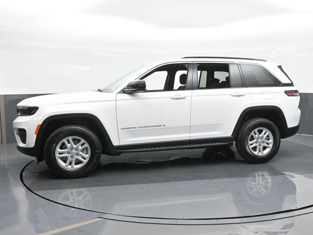 new 2025 Jeep Grand Cherokee car, priced at $37,328