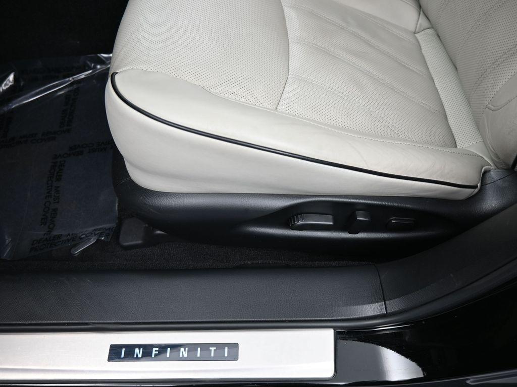 used 2019 INFINITI Q70L car, priced at $25,881