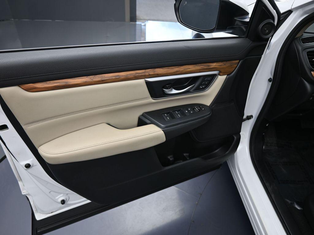 used 2020 Honda CR-V car, priced at $20,900