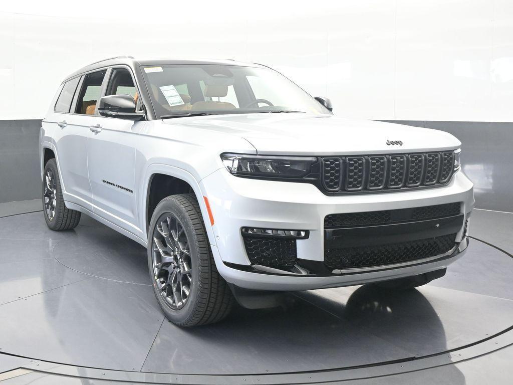 new 2025 Jeep Grand Cherokee L car