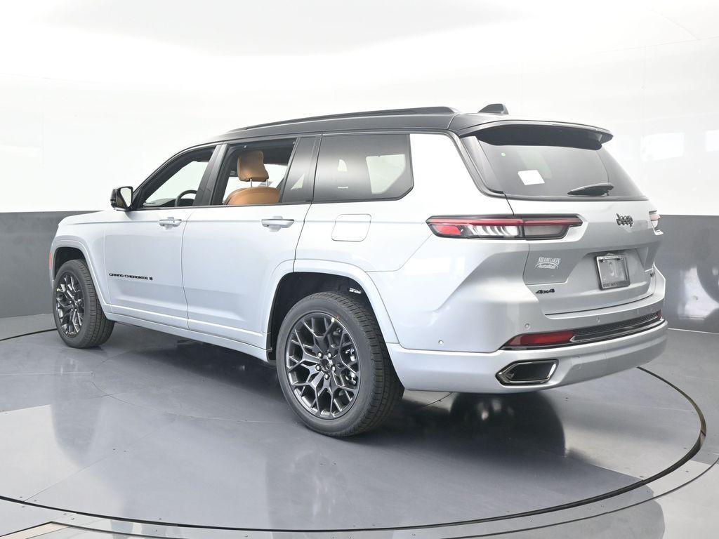 new 2025 Jeep Grand Cherokee L car