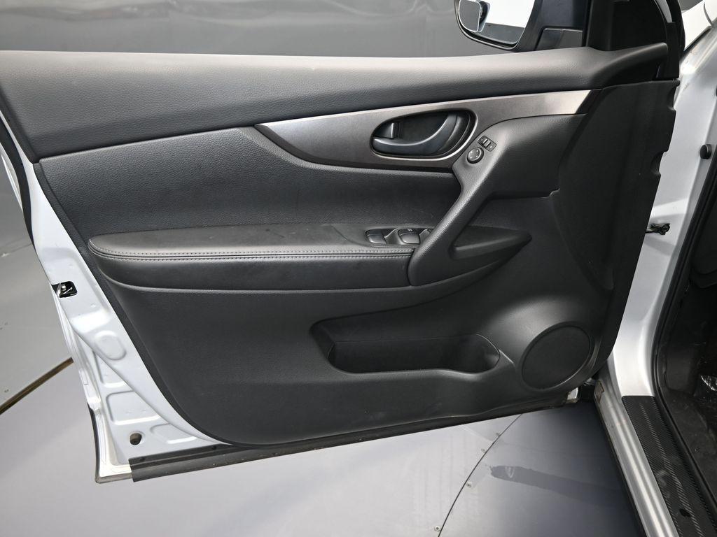 used 2019 Nissan Rogue Sport car, priced at $16,268
