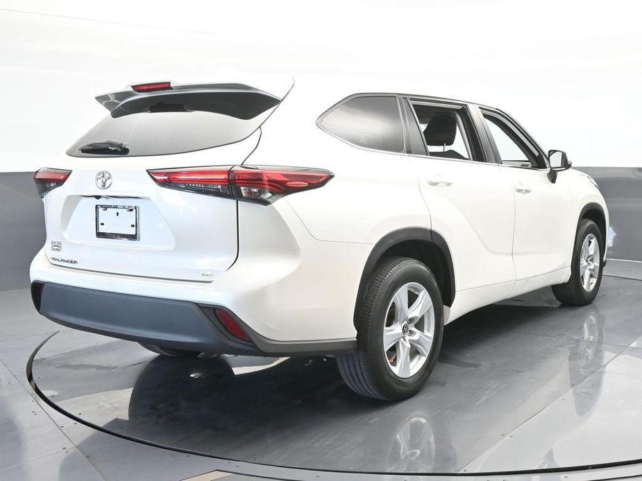 used 2021 Toyota Highlander car, priced at $25,850