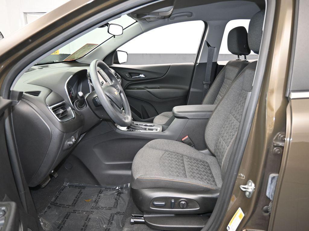 used 2023 Chevrolet Equinox car, priced at $18,000