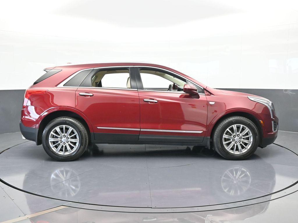 used 2017 Cadillac XT5 car, priced at $17,250