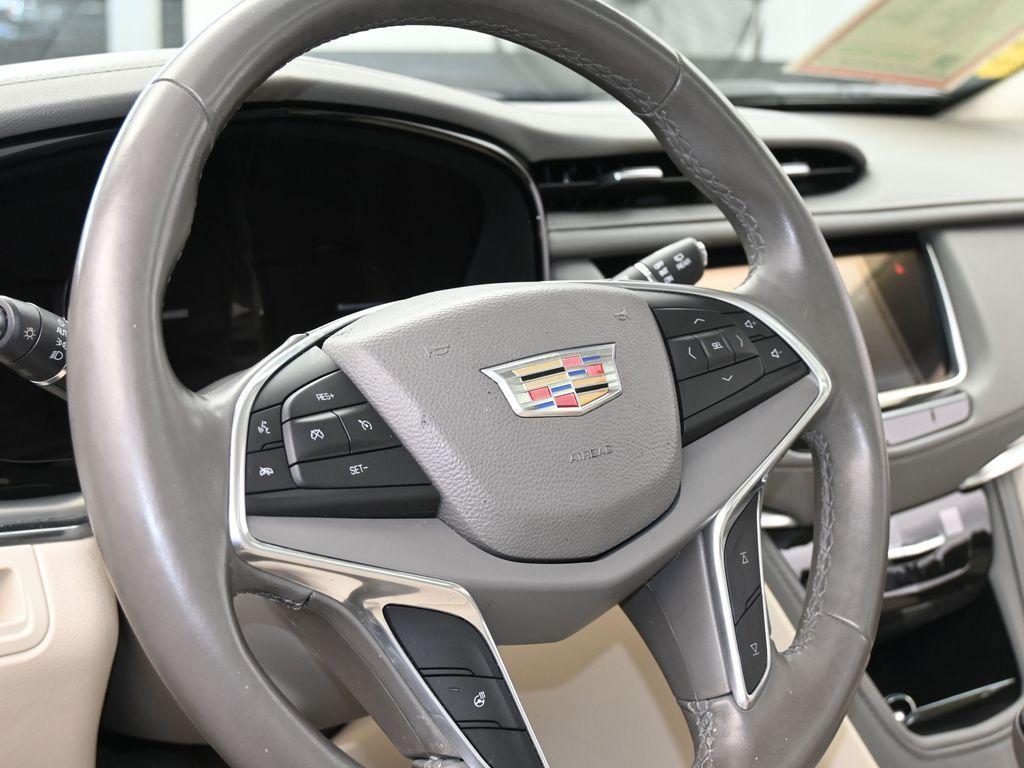 used 2017 Cadillac XT5 car, priced at $17,250