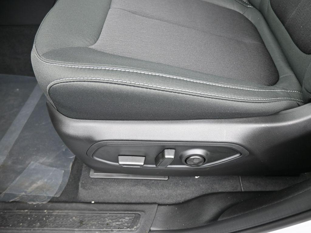 new 2025 Jeep Grand Cherokee car