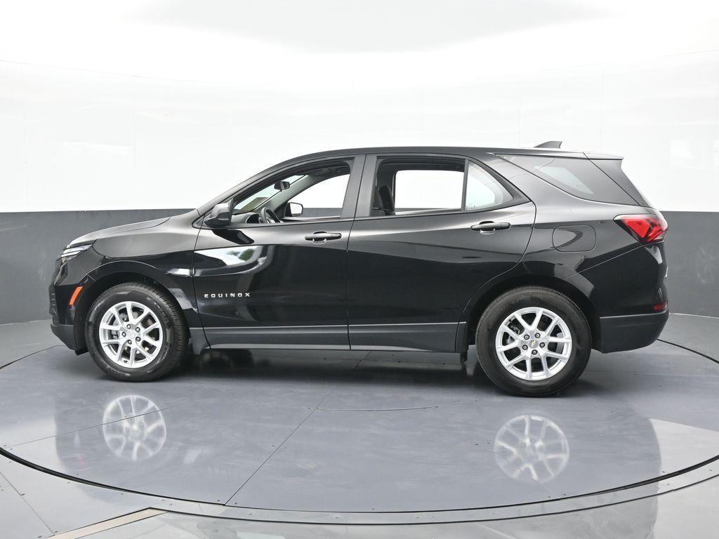 used 2023 Chevrolet Equinox car, priced at $15,996