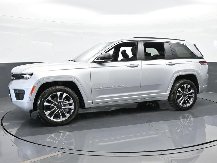 new 2024 Jeep Grand Cherokee car, priced at $51,257