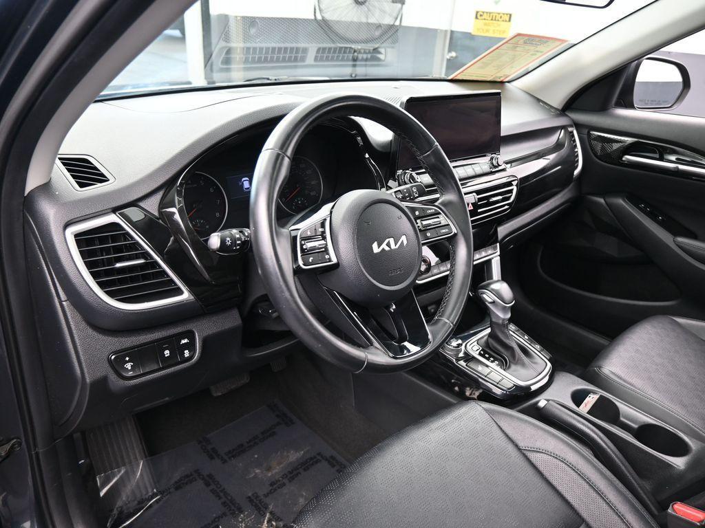 used 2022 Kia Seltos car, priced at $18,838