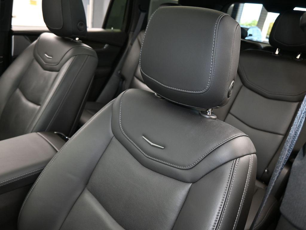 used 2023 Cadillac XT6 car, priced at $43,750