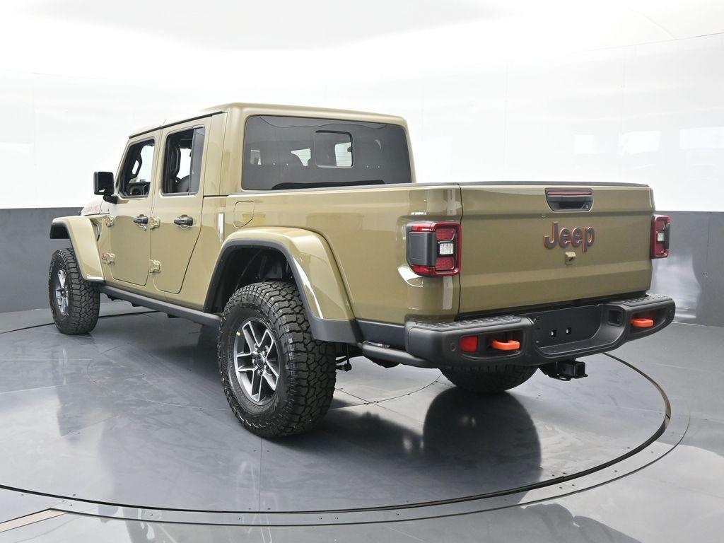 new 2025 Jeep Gladiator car