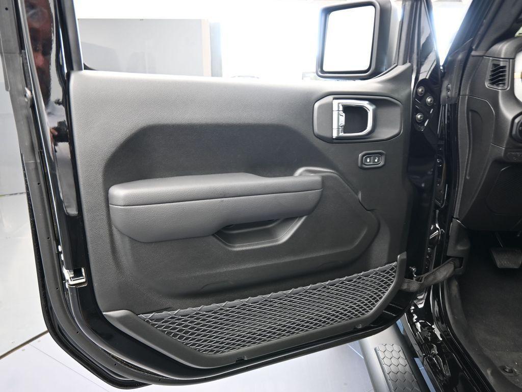 new 2026 Jeep Wrangler car, priced at $46,630