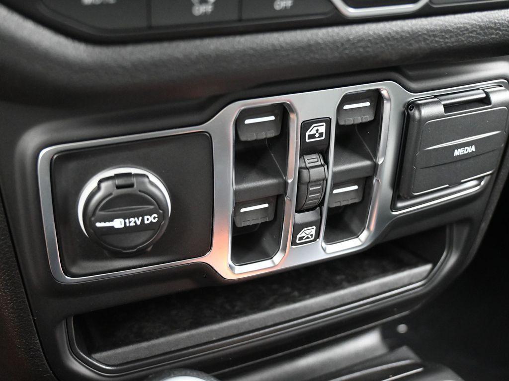 new 2026 Jeep Wrangler car, priced at $46,630