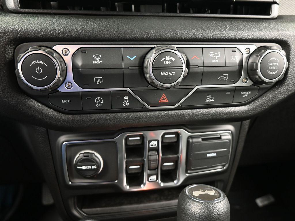 new 2026 Jeep Wrangler car, priced at $50,885