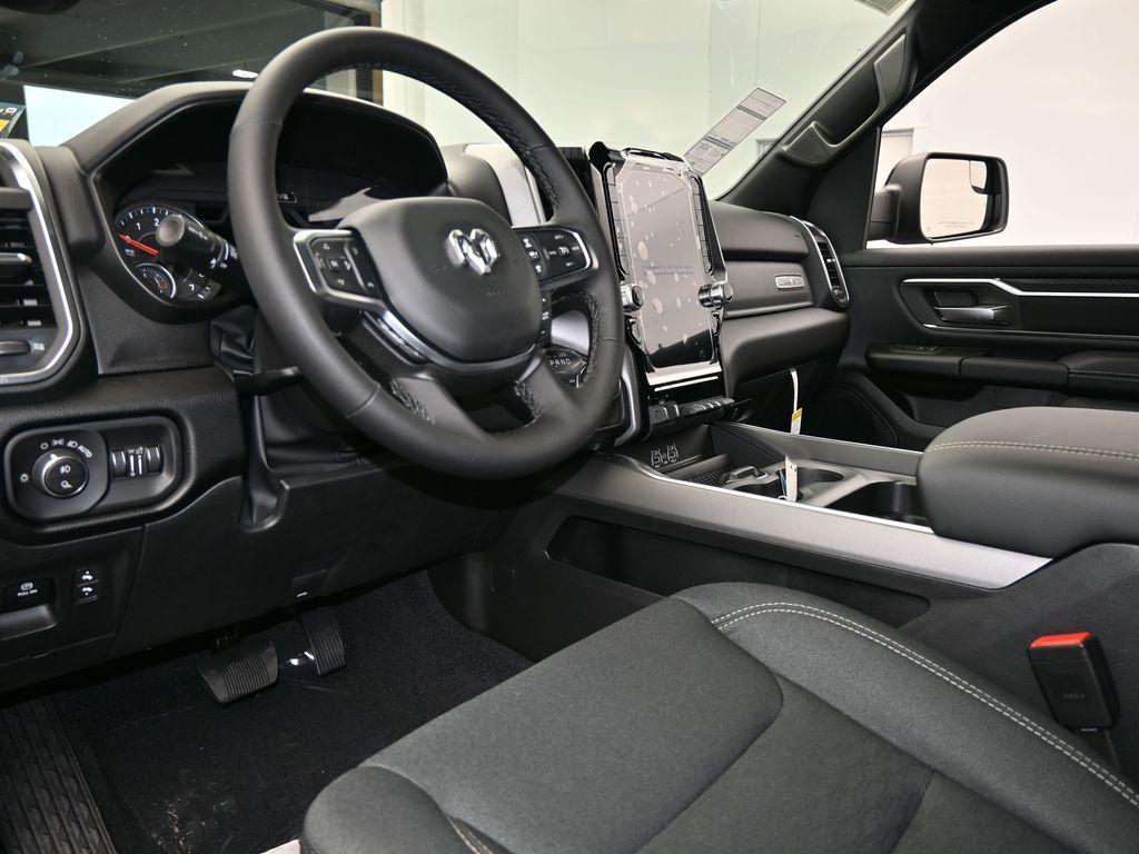 new 2025 Ram 1500 car