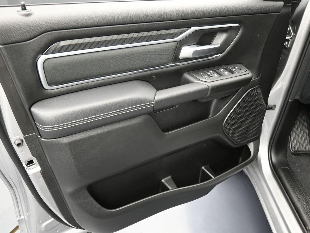 new 2025 Ram 1500 car