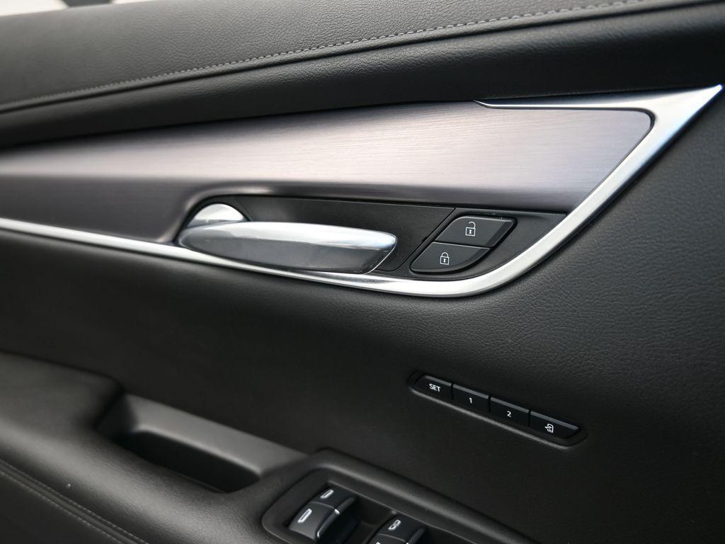 used 2023 Cadillac XT6 car, priced at $32,457