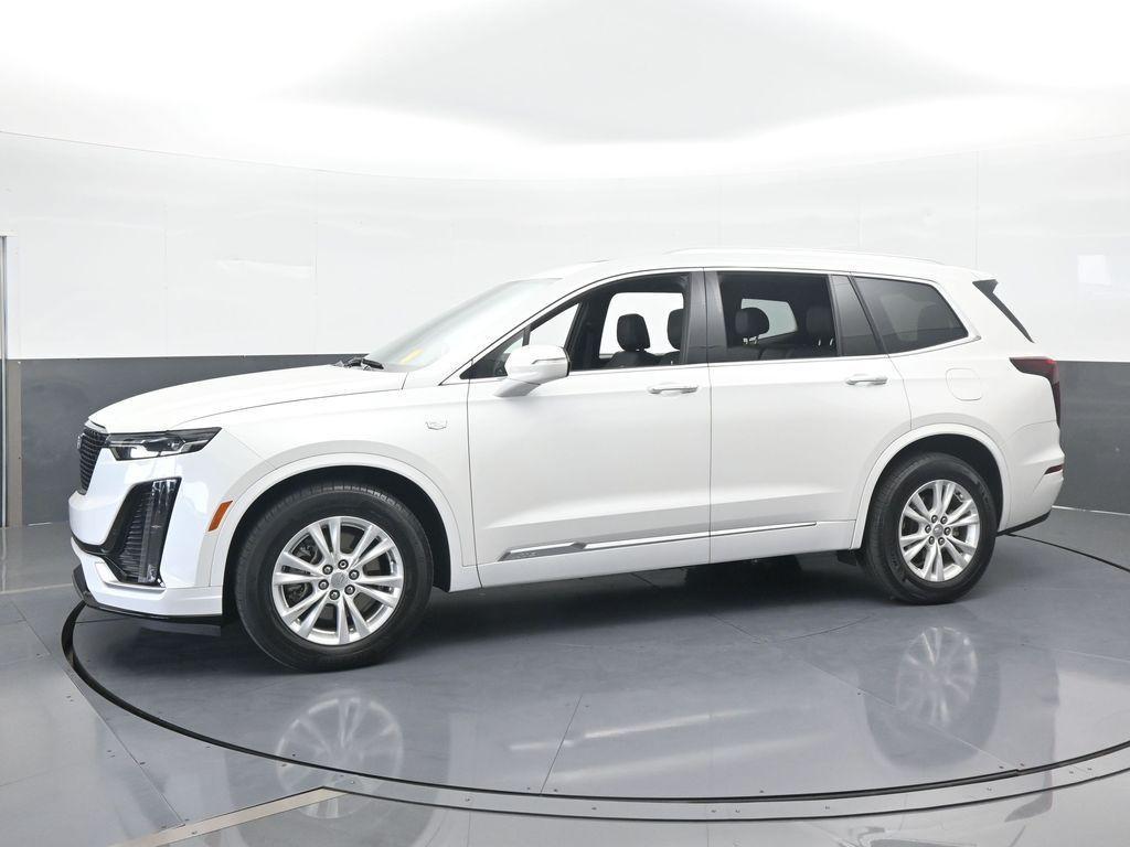 used 2023 Cadillac XT6 car, priced at $32,457