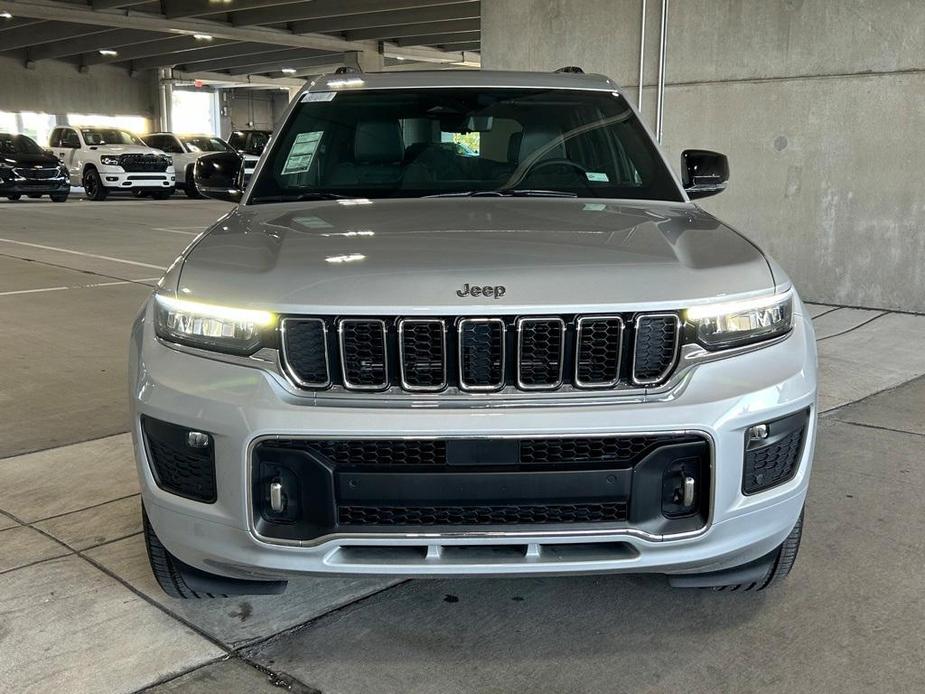 new 2022 Jeep Grand Cherokee L car, priced at $57,037