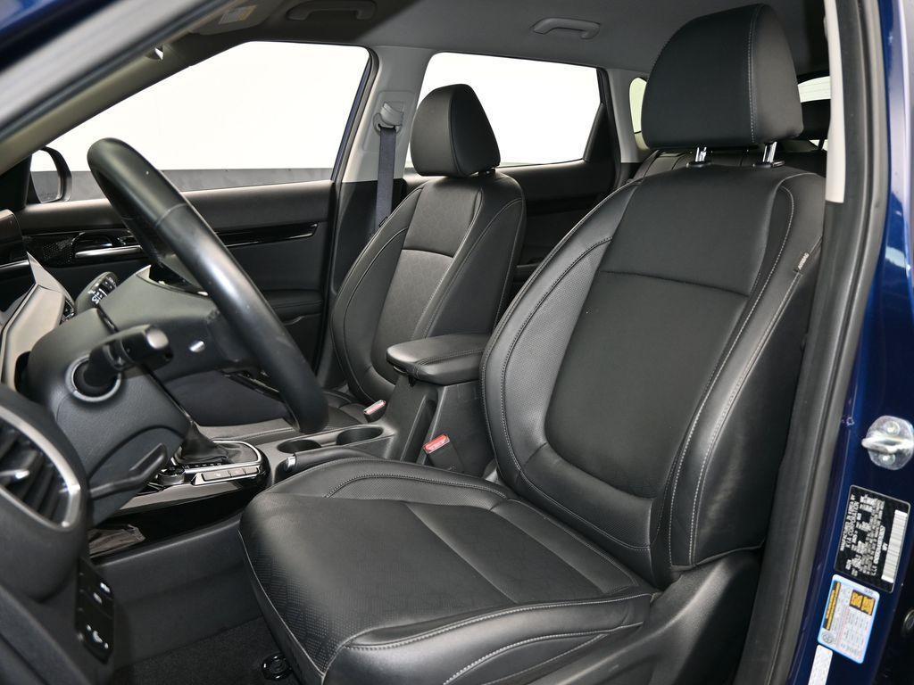 used 2024 Kia Seltos car, priced at $18,990
