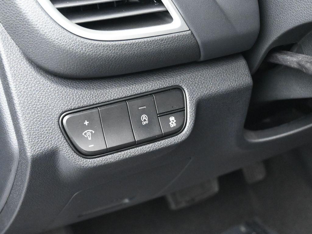 used 2024 Kia Seltos car, priced at $18,990