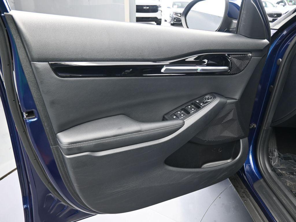 used 2024 Kia Seltos car, priced at $18,990