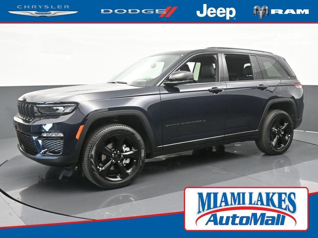 new 2024 Jeep Grand Cherokee car, priced at $42,178