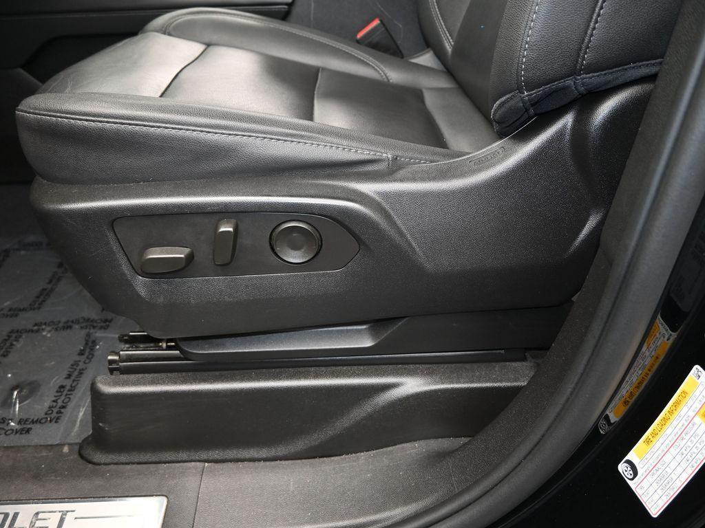 used 2023 Chevrolet Tahoe car, priced at $41,950