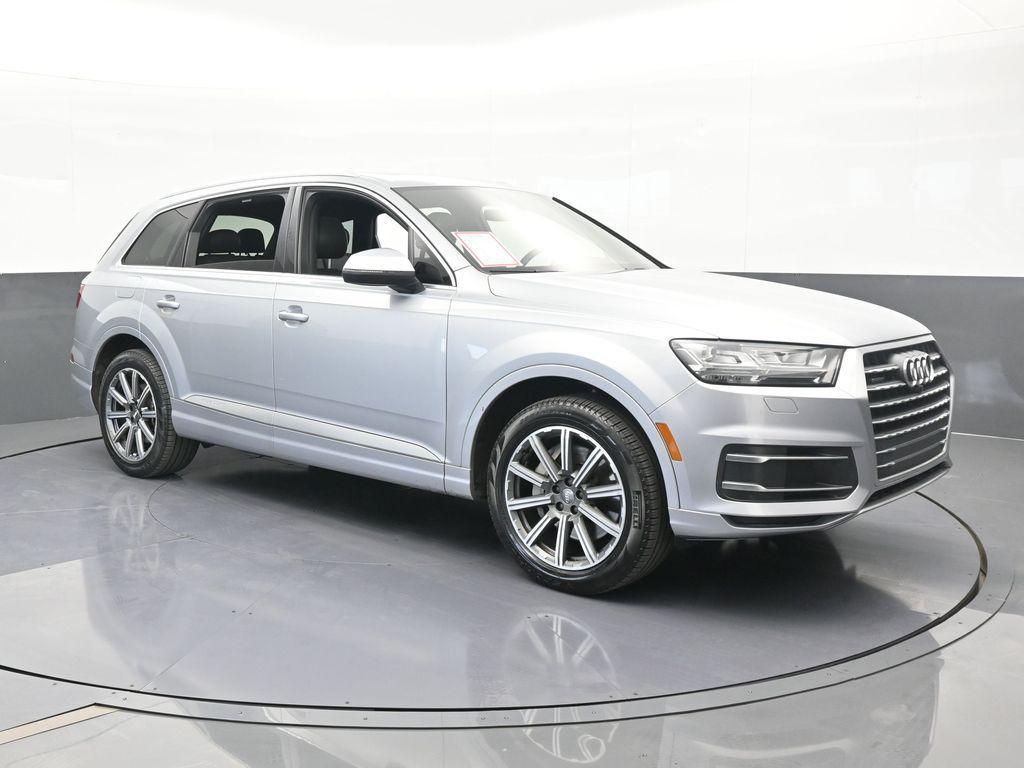 used 2019 Audi Q7 car, priced at $19,999
