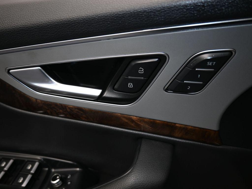 used 2019 Audi Q7 car, priced at $19,999