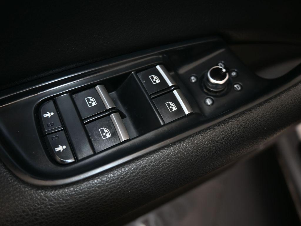 used 2019 Audi Q7 car, priced at $19,999