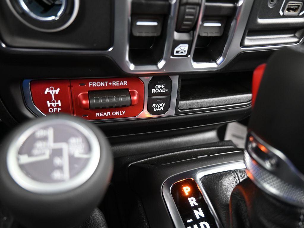 new 2025 Jeep Wrangler car