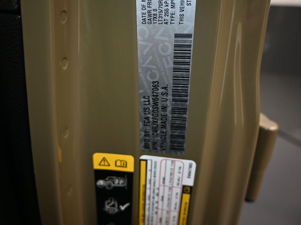 new 2025 Jeep Wrangler car