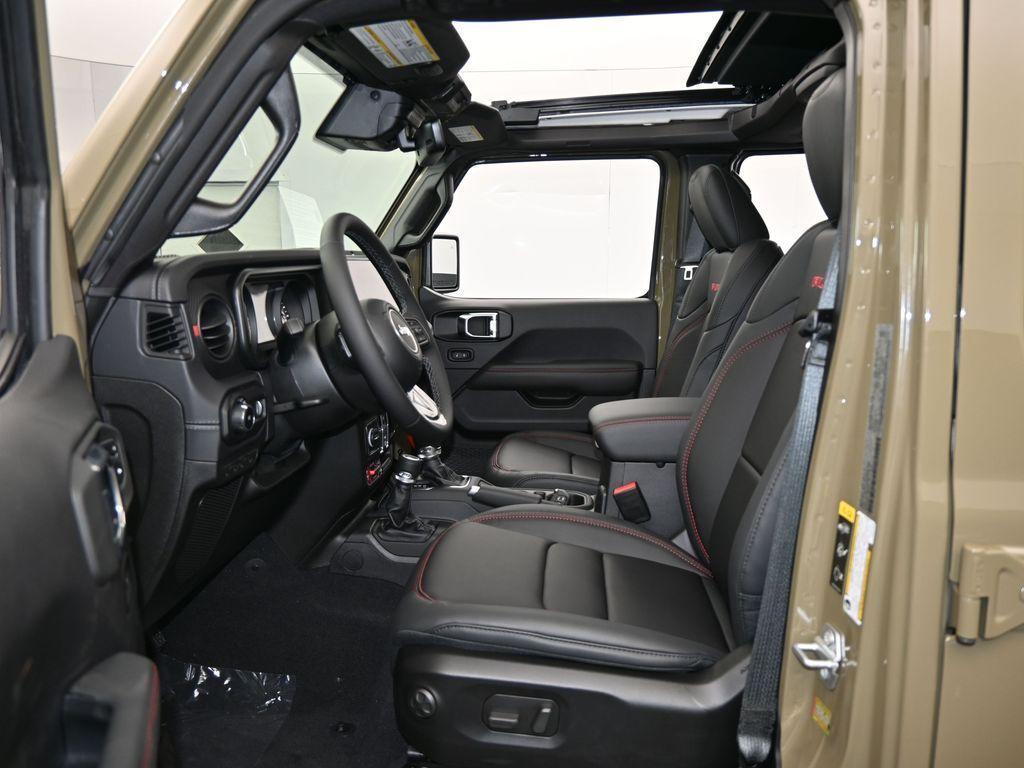 new 2025 Jeep Wrangler car