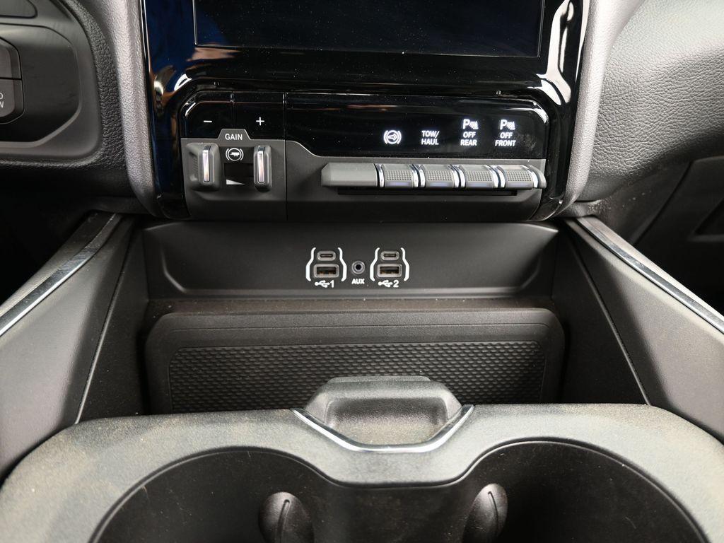 new 2025 Ram 2500 car, priced at $66,518