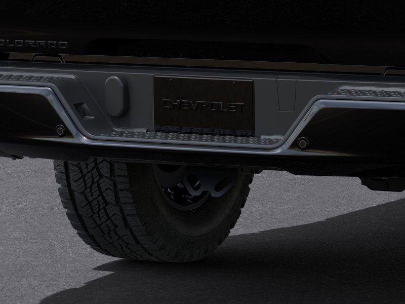 new 2025 Chevrolet Colorado car, priced at $30,240