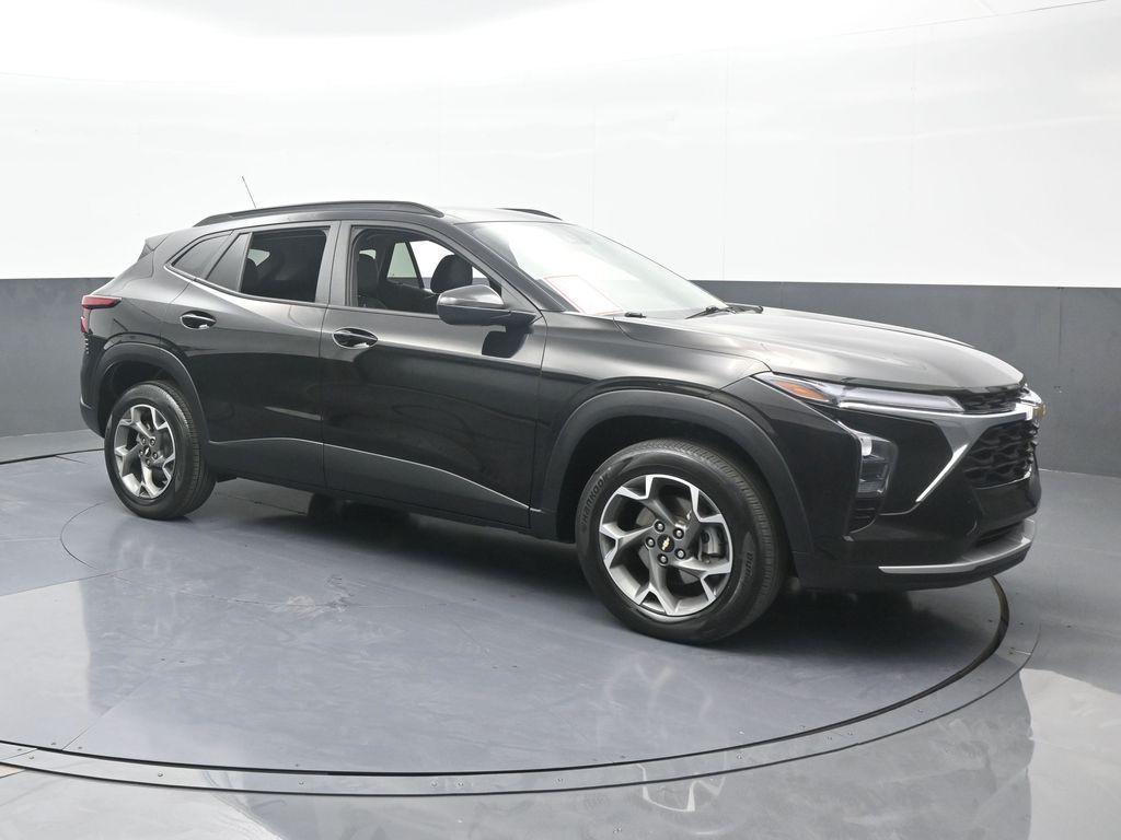 used 2024 Chevrolet Trax car, priced at $17,421