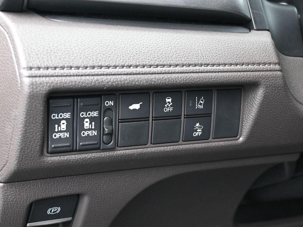 used 2019 Honda Odyssey car, priced at $17,317