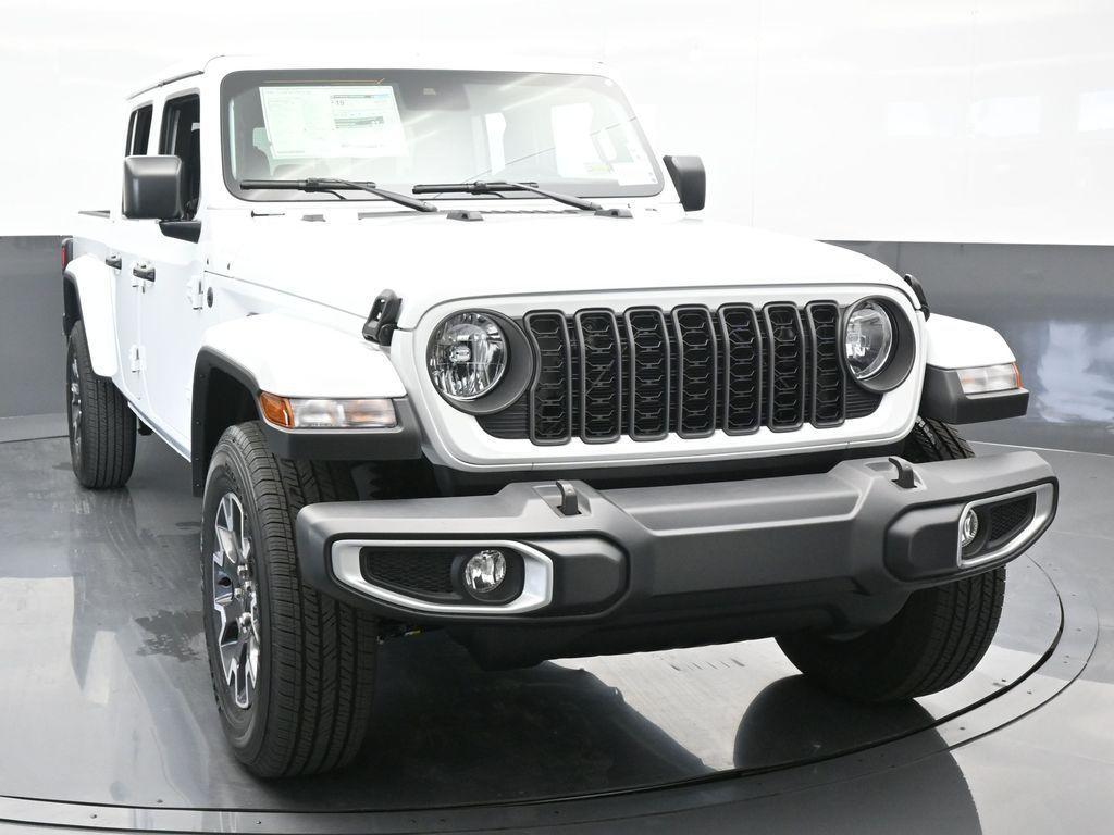 new 2024 Jeep Gladiator car, priced at $41,847