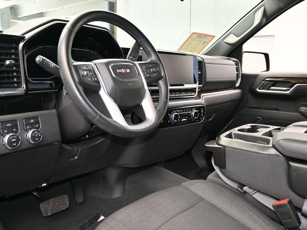 used 2023 GMC Sierra 1500 car, priced at $46,300