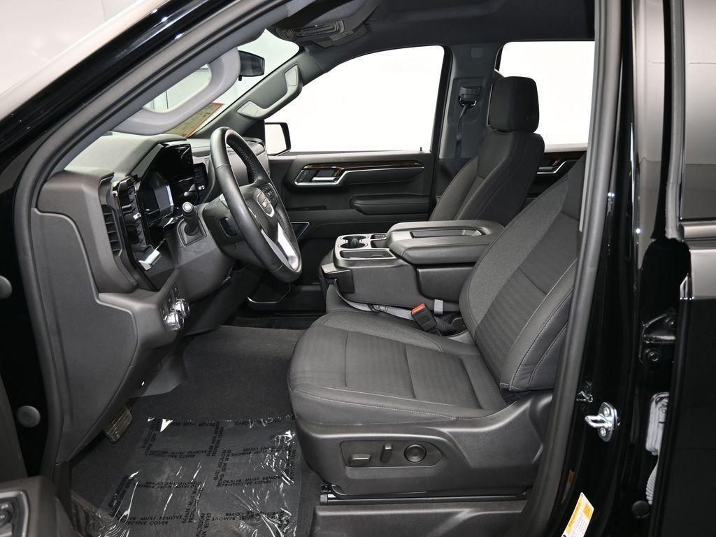 used 2023 GMC Sierra 1500 car, priced at $46,300